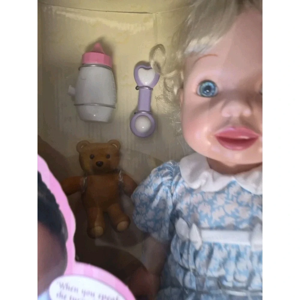 VTG 2000 Playmates Amazing Babies Interactive Doll Access Smart Response System